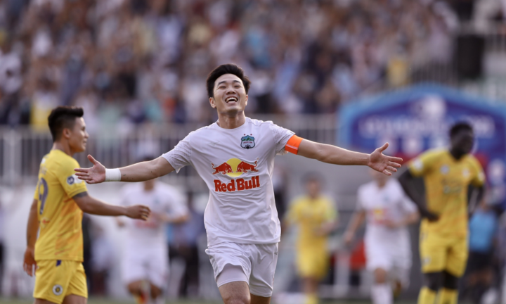 Xuân Trường chấn thương