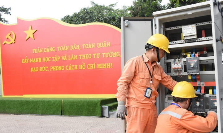 Đảm bảo cung ứng điện đầy đủ cho Thủ đô trong các ngày lễ