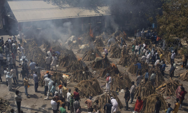 Số ca mắc COVID-19 thực tế ở Ấn Độ có thể lên tới nửa tỷ người?