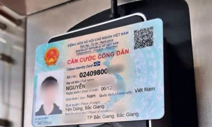 Căn cước công dân gắn chíp số 'không đẹp', có được đổi không?