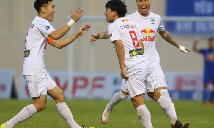 Vòng 11 V-League: HAGL củng cố ngôi đầu, Hà Nội FC xuống nhóm đua trụ hạng