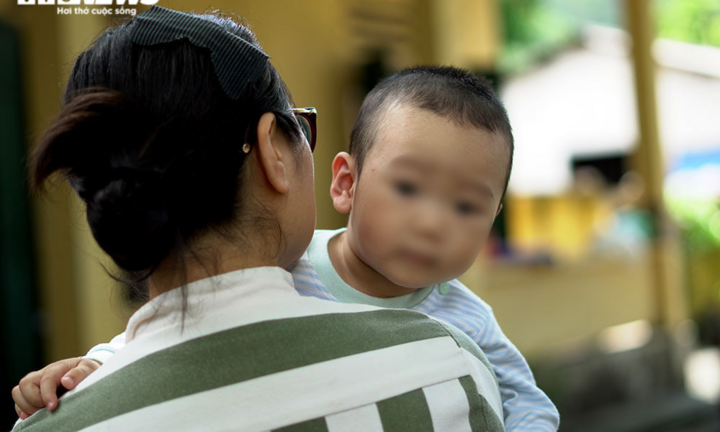 Nhà trẻ đặc biệt của những em bé sinh ra trong trại giam 