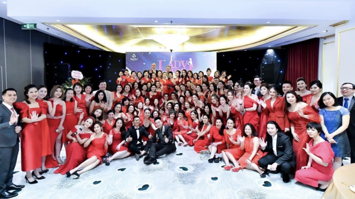 Lady Luxury Night - đêm tiệc hoành tráng ra mắt Happy Women vùng Hà Nội 1