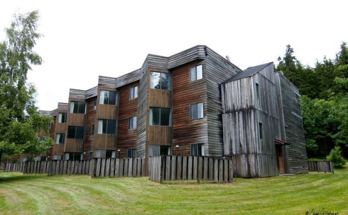 ‘Thị trấn ma’ với hàng trăm căn nhà không người sinh sống nhưng đêm vẫn sáng đèn