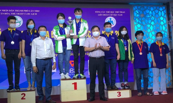 Dịch COVID-19 bùng phát, giải cờ vua toàn quốc kết thúc sớm