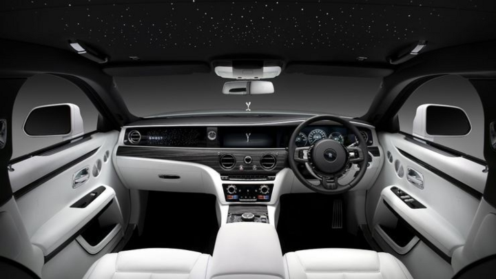 Những tính năng tuyệt vời ít biết trên Rolls-Royce Ghost