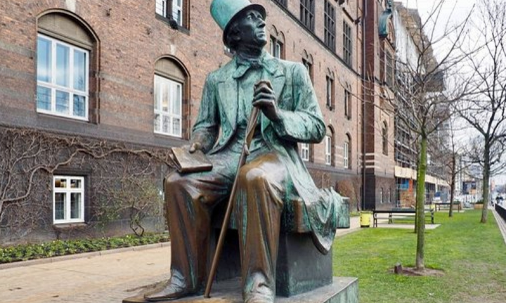 5 sự thật kỳ lạ về 'ông vua truyện cổ tích' Andersen