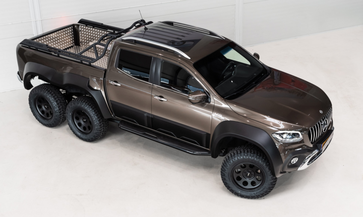 Xe bán tải Mercedes-Benz X-Class độ 6 bánh hầm hố