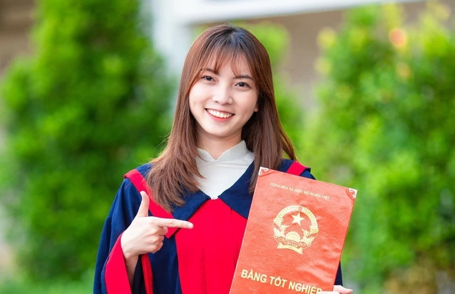 Nữ thủ khoa đầu tiên ngành Điều khiển và Tự động hóa ở Đại học Bách khoa