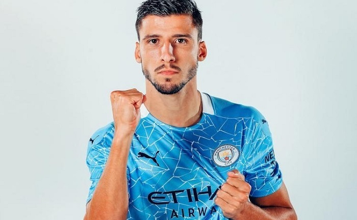 Vượt Bruno Fernandes, Ruben Dias giành danh hiệu Cầu thủ hay nhất mùa của FWA