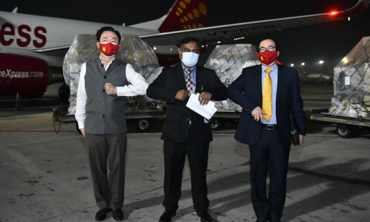 Ấn Độ cảm ơn Việt Nam trợ giúp máy tạo oxy và máy trợ thở