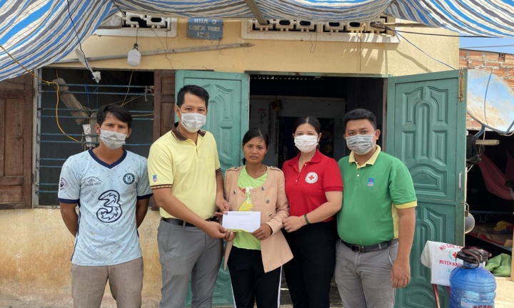 PVFCCo Central hỗ trợ nạn nhân vụ sập tường lò gạch tại Đắk Lắk