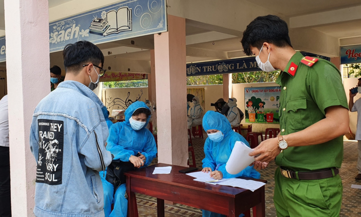 Đà Nẵng ghi nhận 1 ca mắc COVID-19 mới là cán bộ công an