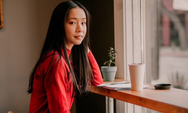 Nữ sinh gốc Việt thắng giải nhà thơ trẻ của Mỹ 