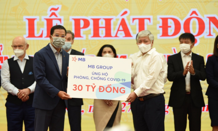 Quỹ mua Vaccine có thêm 30 tỷ đồng ủng hộ từ MB Group