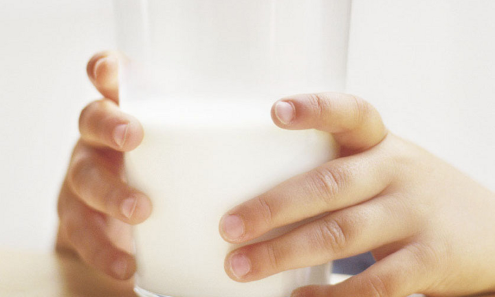 Đạm Casein khoang hóa thấp trong sữa giúp trẻ dễ dàng hấp thu và tiêu hóa