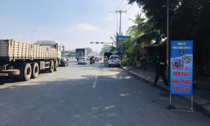 5 CSGT Đồng Nai trở thành F1 do tiếp xúc với người vi phạm mắc COVID-19