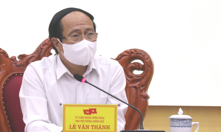 Phó Thủ tướng: Không thiếu tiền để bảo vệ sản xuất, bảo vệ sức khỏe người dân