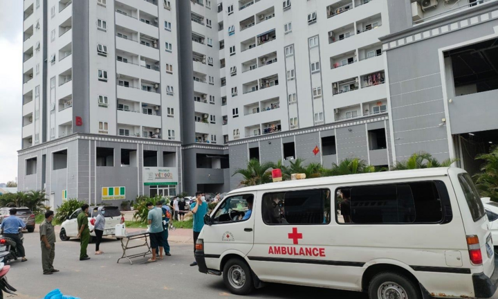 TP.HCM phong tỏa toà chung cư và một con hẻm ở quận 8