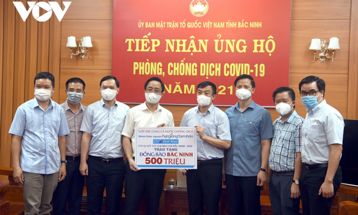 VOV và nhóm Hạt Giống Tâm Hồn chia sẻ cùng tâm dịch Bắc Ninh, Bắc Giang