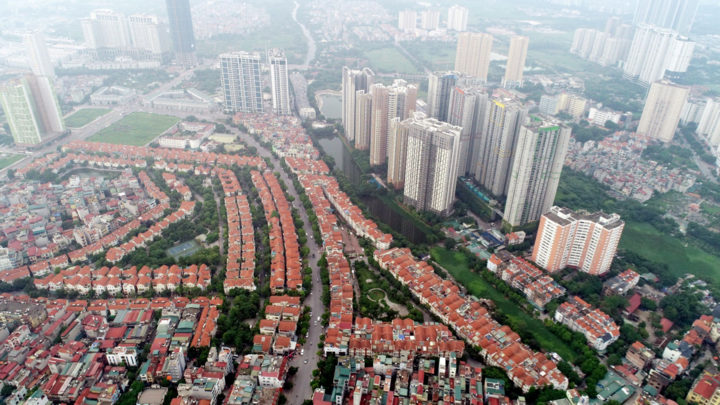 Rẻ hơn nhiều so với TP.HCM, nhà đất Hà Nội trở thành 'vàng' trong mắt nhà đầu tư