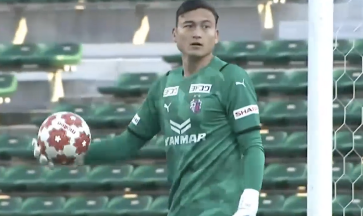 Văn Lâm giữ sạch lưới, chơi ấn tượng trong trận ra mắt Cerezo Osaka 