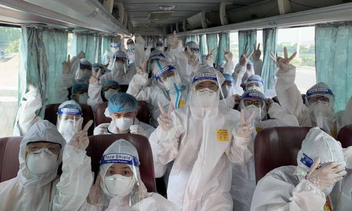 Tâm thư gửi thầy cô, sinh viên tuyến đầu chống COVID-19: 'Tất cả cho tiền tuyến'