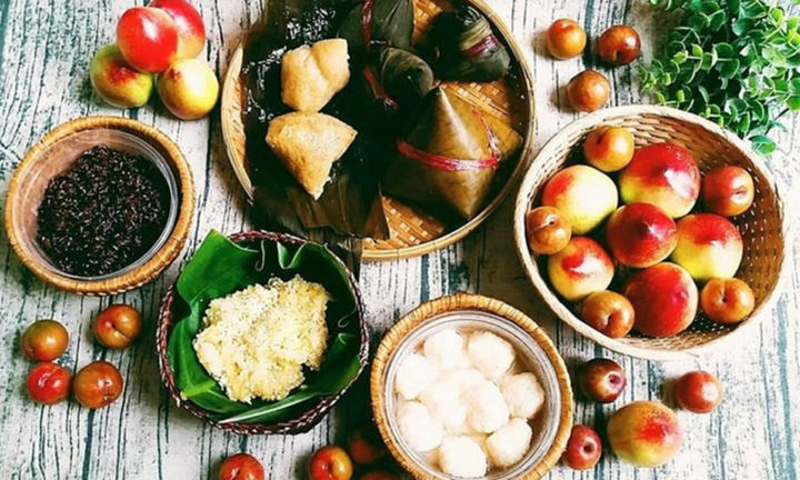 Mâm cỗ cúng Tết Đoan Ngọ cần có những gì?