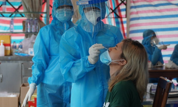 TP.HCM khẩn tìm người tới quán hủ tiếu trước chung cư Diamond Riverside, quận 8