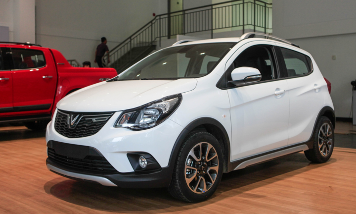 Hyundai Grand i10 và Kia Morning đuối sức trước VinFast Fadil