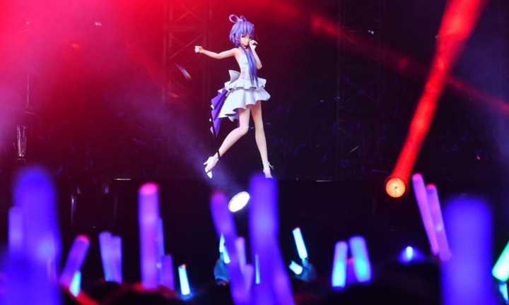 Hàng trăm triệu người Trung Quốc hâm mộ một ca sĩ thần tượng không có thật