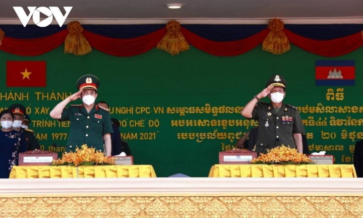 Kỷ niệm 44 năm ngày Thủ tướng Hun Sen sang Việt Nam tìm đường cứu nước