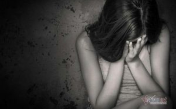 Phát hiện con gái 15 tuổi mang thai 6 tháng, gia đình tố cáo gã trai cùng huyện