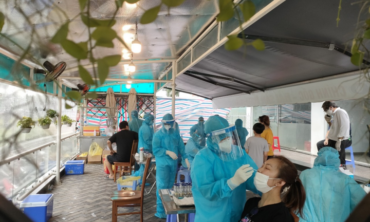 TP.HCM ghi nhận 8 bệnh nhân COVID-19 chưa rõ nguồn lây