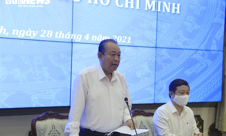 Phó Thủ tướng Trương Hòa Bình: 'Cần cấm luôn cả chợ truyền thống'