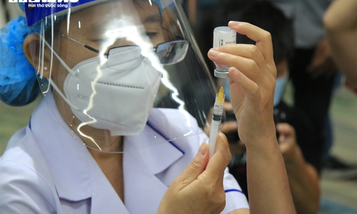 Bình Dương dự kiến tiêm vaccine COVID-19 cho hơn 95% dân số