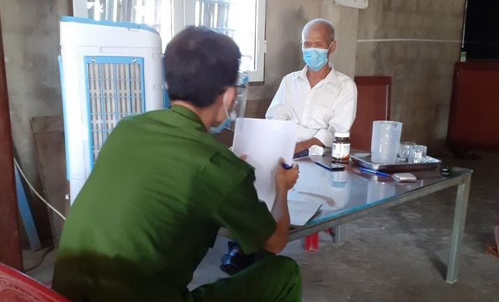 Không chịu cách ly tại nhà, người đàn ông bị phạt 7,5 triệu đồng