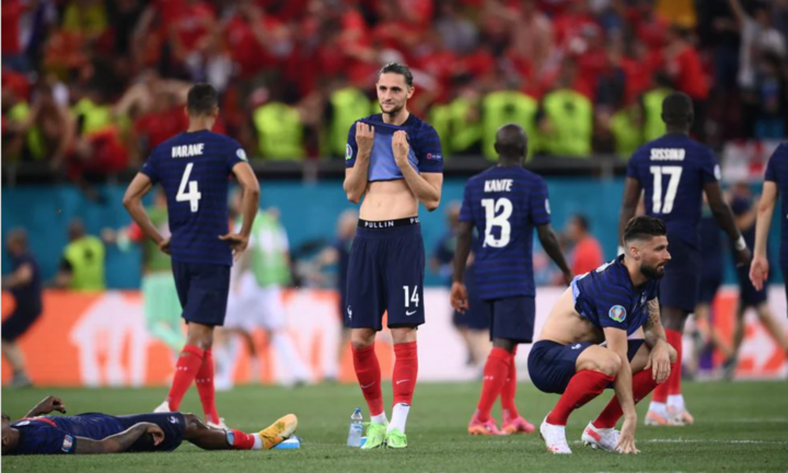 Dẫn 3-1 rồi thua luân lưu 11m, Pháp rơi nước mắt rời EURO 2020