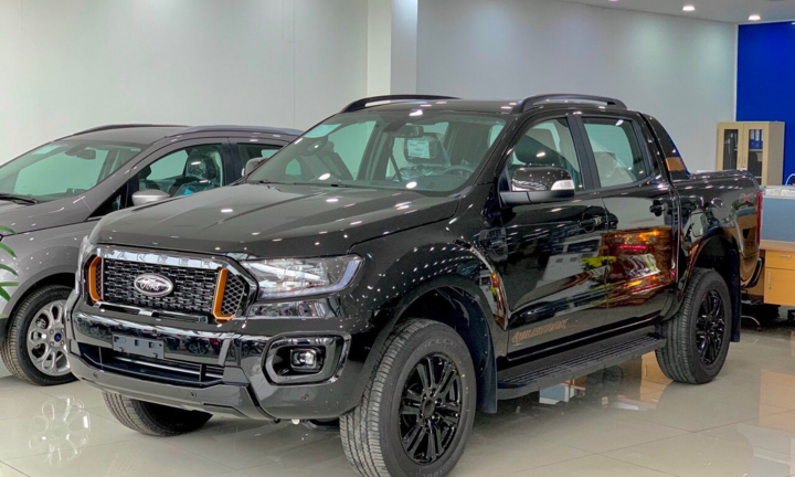 Loạt ô tô giá dưới 1 tỷ đồng vừa ra mắt Việt Nam