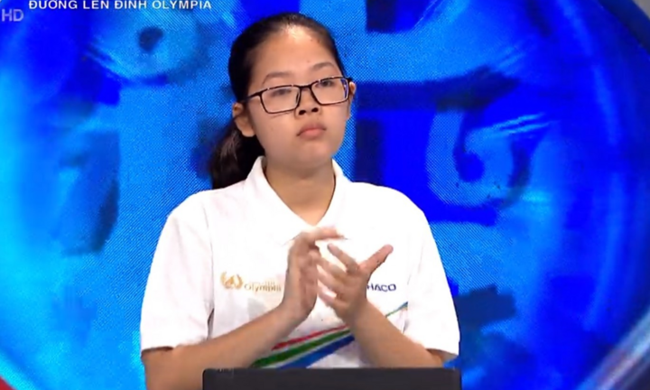 Nữ sinh lập 2 kỷ lục Đường lên đỉnh Olympia biết đọc từ 3 tuổi