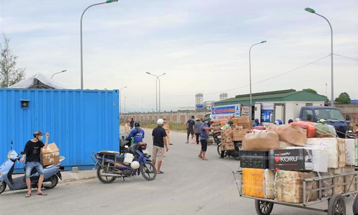 Bỏ quy định ra vào TP. Vinh phải xét nghiệm COVID-19