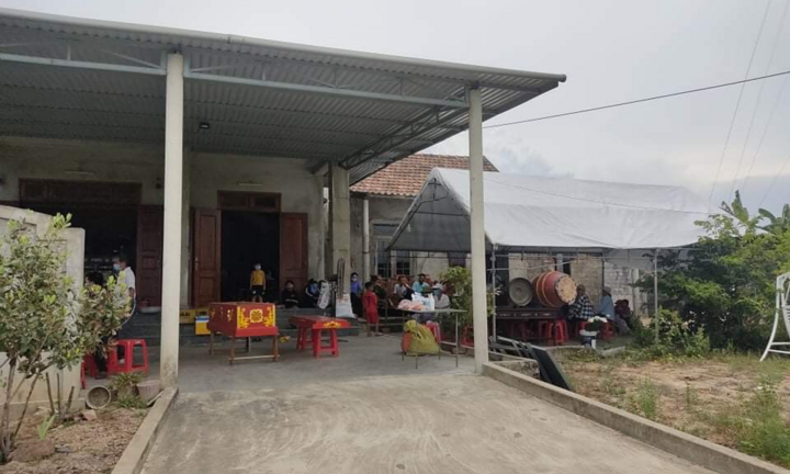 Phát hiện thi thể người phụ nữ sau vườn nhà, nghi bị sát hại