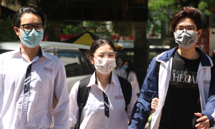 Đề môn Vật lý thi tốt nghiệp THPT 2021