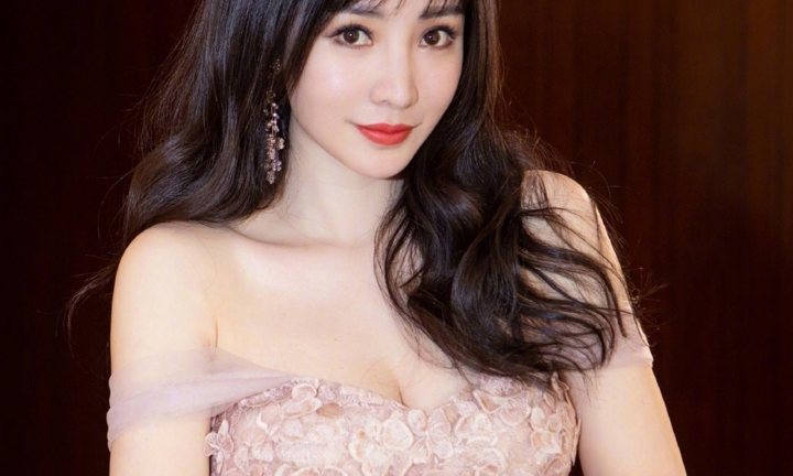 Thân hình gợi cảm khiến Liễu Nham khổ sở suốt 13 năm