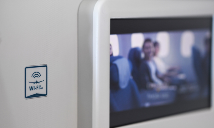 Vietnam Airlines và Viettel hợp tác cùng chuyển đổi số