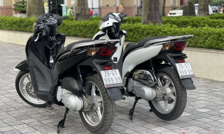 Cặp đôi Honda SH biển ngũ 9 giá hơn 2 tỷ đồng tại Hà Nội