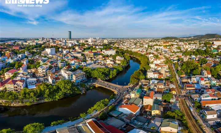 Thừa Thiên - Huế ủng hộ TP.HCM 1 tỷ đồng chống dịch COVID-19