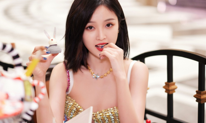 7 'thảm họa diễn xuất mới' trong hình hài xinh đẹp, đáng yêu