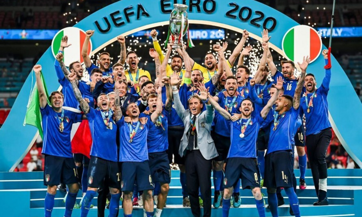 Dấu ấn thể thao năm 2021: Futsal Việt Nam thăng hoa, EURO bùng nổ
