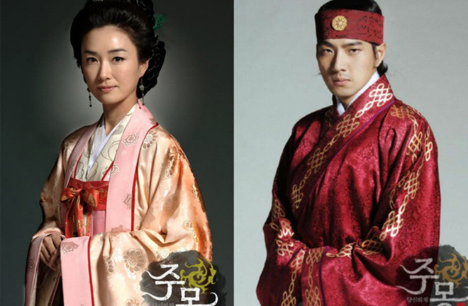 Bất ngờ trước tuổi thật của sao Hàn: Trên phim là mẹ con, ngoài đời học cùng lớp